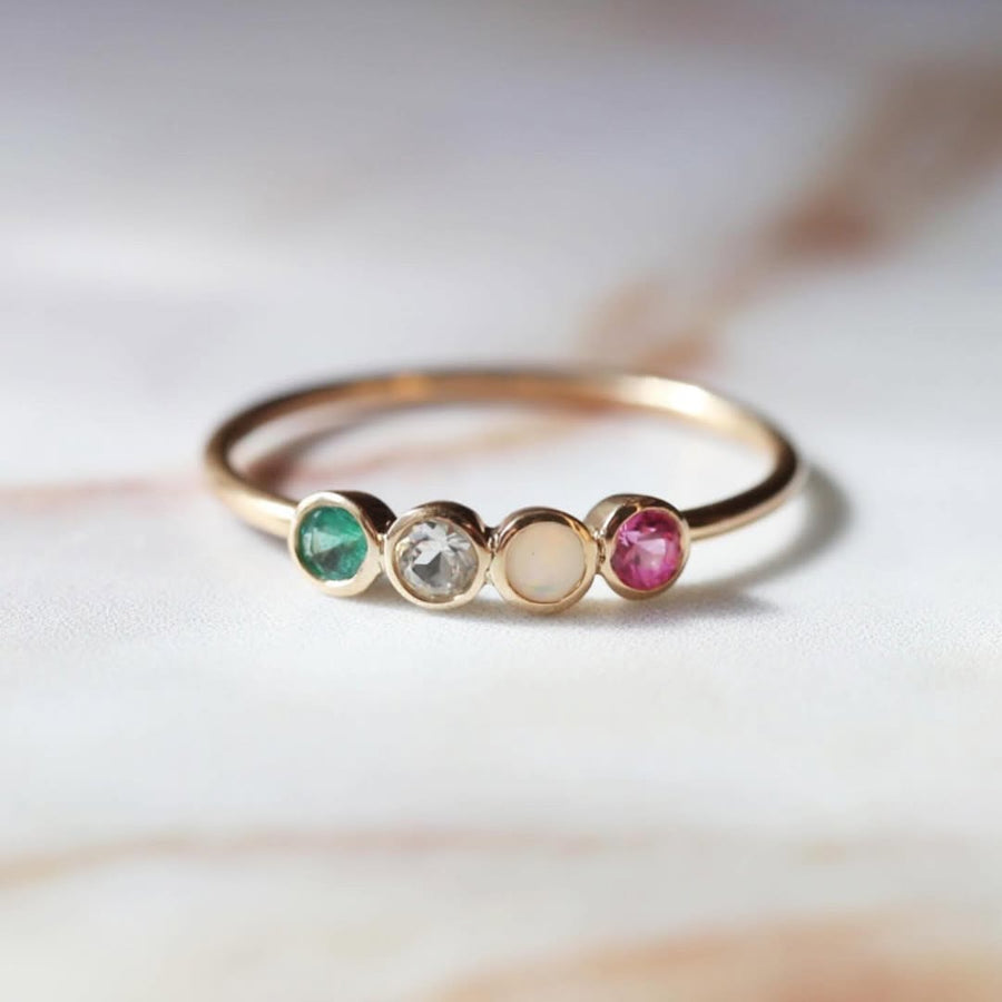 4石のファミリーリング | family birth stone ring