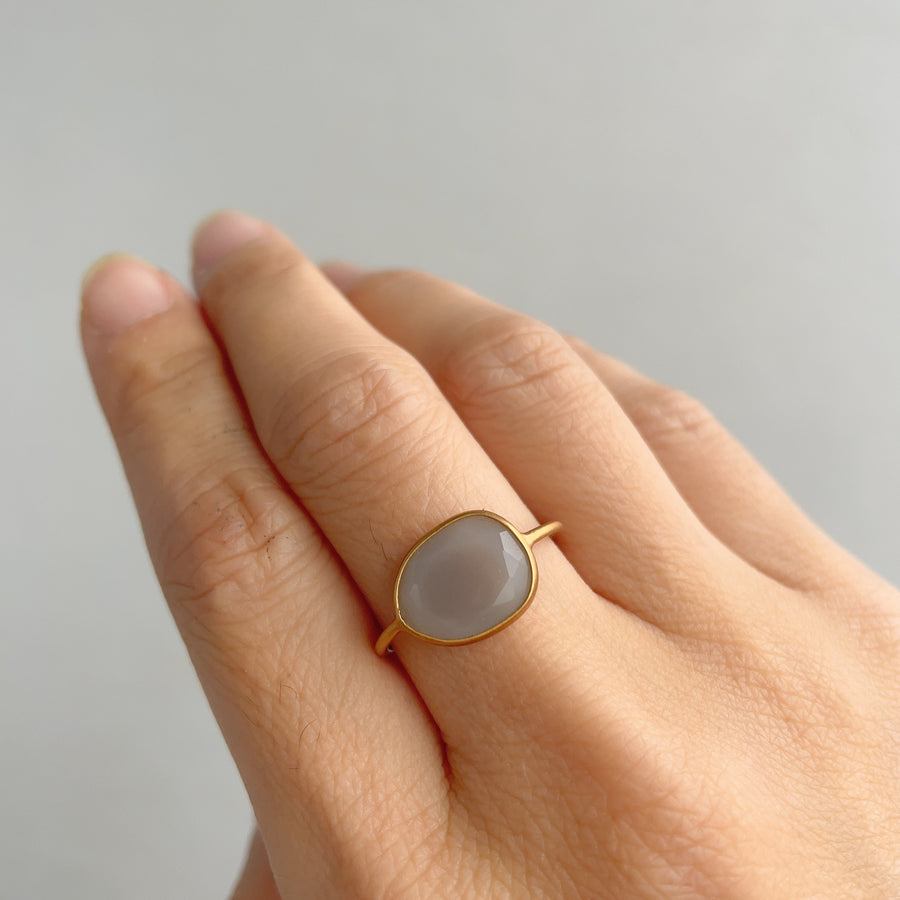 道標｜K18 グレームーンストーンリング – NUDGE jewelry